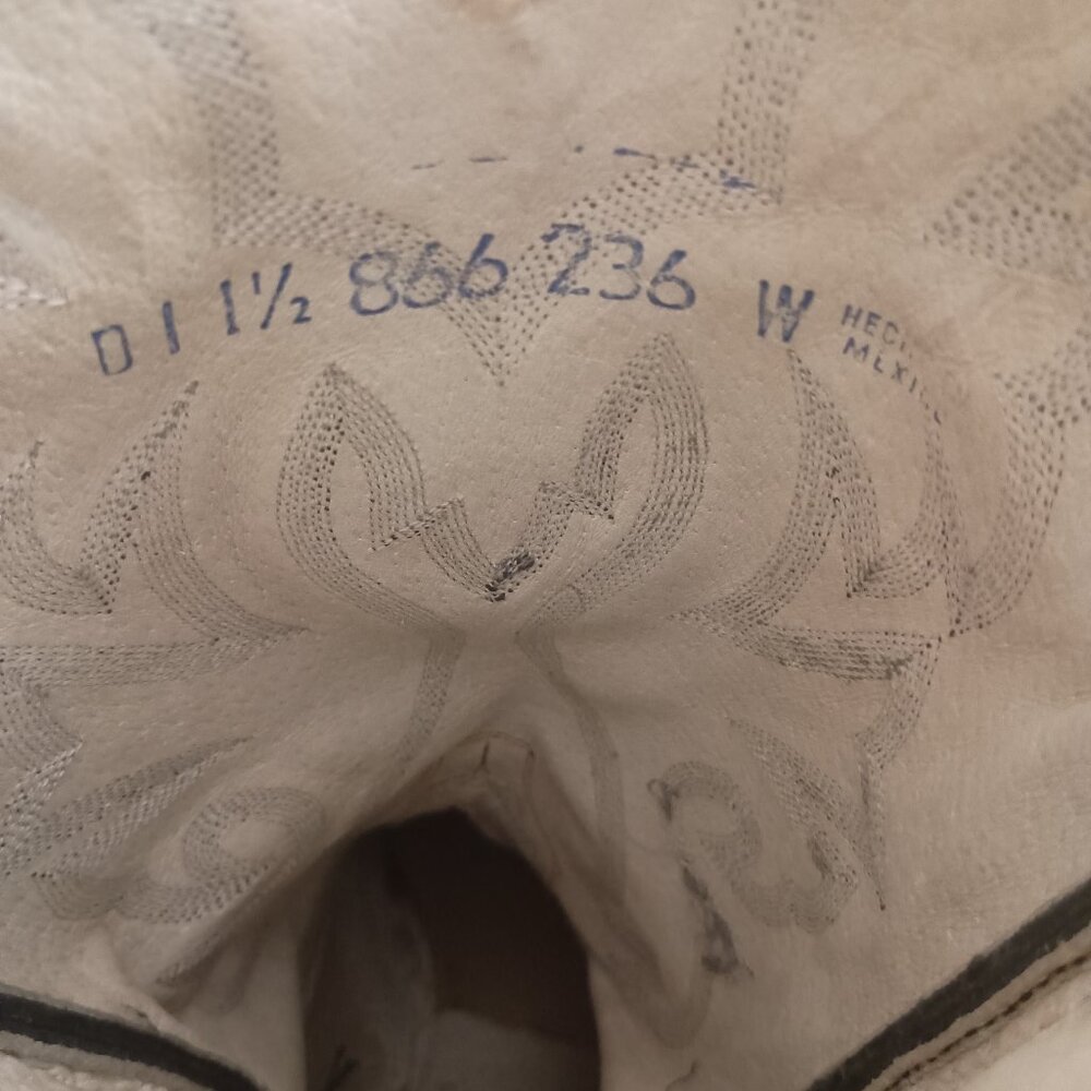 Cowtown Men’s Black Western Cowboy Boots White Embroidery Size 11.5 - Picture 13 of 15